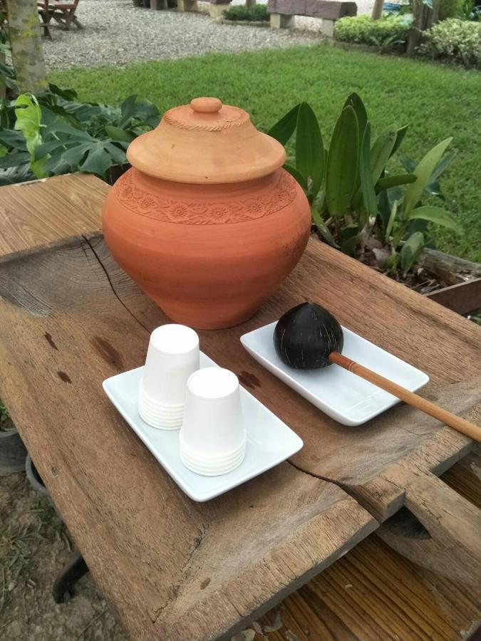 Sameikei Homestay Phrae Exteriör bild